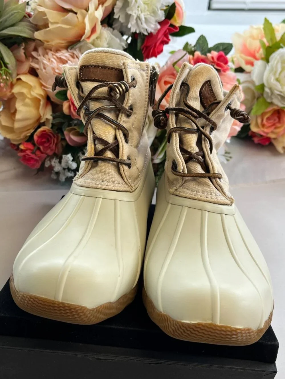 Sperry Saltwater Duck Rain Boots Ivory Cream Side Zip Women's Size 7